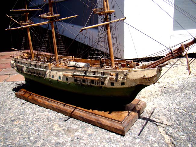 An early 20th century model of the Royal George II, built in 1788 — image 4